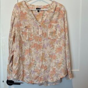 Torrid Peach and Lavender Floral Blouse    B5